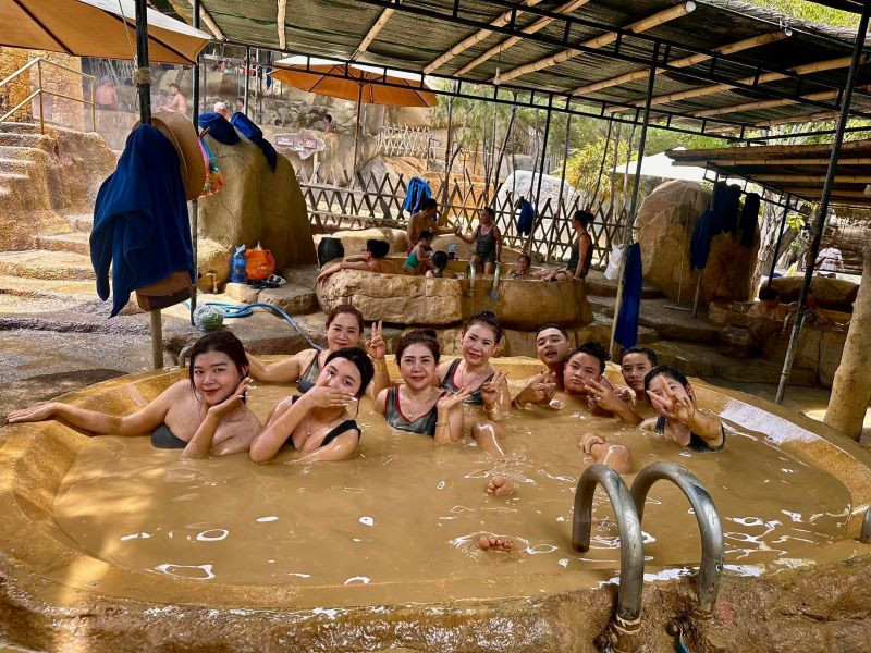 Thư giãn đắm mình vào suối khoáng nóng tại I- Resort Nha Trang 